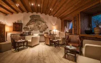 Strasserwirt - Ansitz zu Tirol Hotels in Sillian