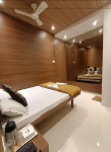 Hotel Nice Stay Hotels in Borivli