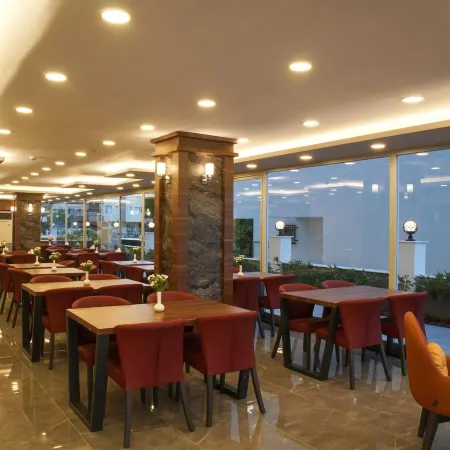 AF-RA Hotel