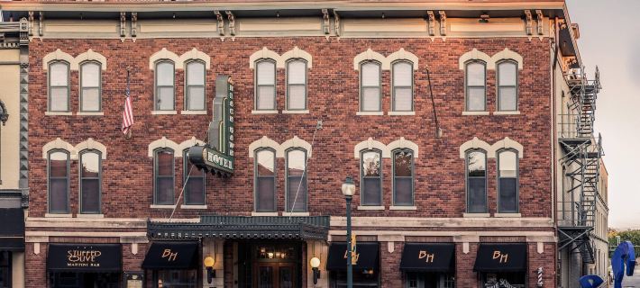 The Black Hawk Hotel Hotels in Black Hawk County