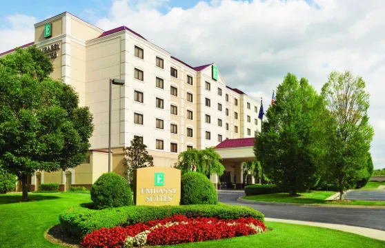 路易斯維爾希爾頓安泊套房酒店