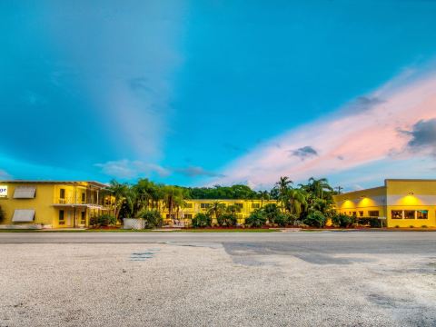 Key Largo Inn