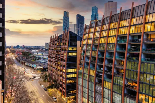 Brady Apartment Hotel Flinders Street