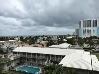 Caribbean Resort Suites - Private Pools