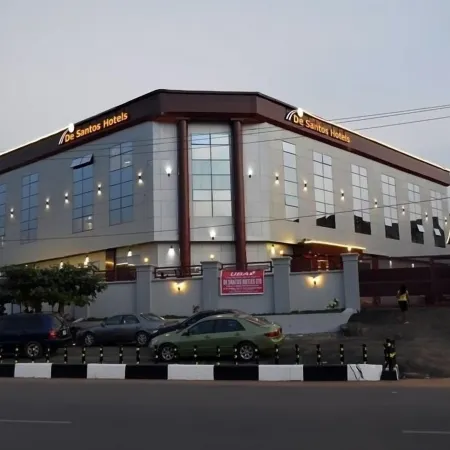 De Santos Hotel Awka