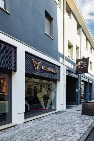 Areadocks Boutique Hotel Отели рядом с достопримечательностью «Via delle Grazie»