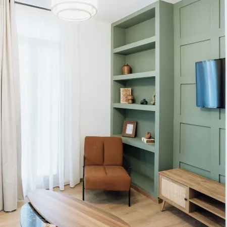 Canvas Color Your Stay