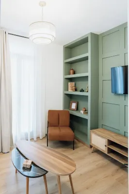 Canvas Color Your Stay - Apartments