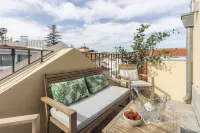 Cascais Petit Bijou by Cadenzalux - Condos
