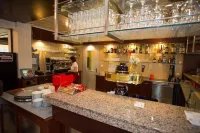 Escale Hotels in Hauterive