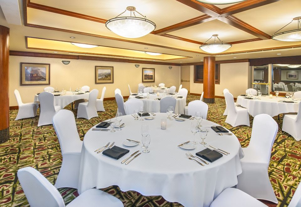 로열 캐나디안 로지