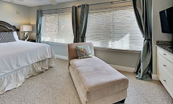 Regency Cabanas #G16