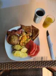 Caribbean Shores Bed & Breakfast - Frühstück