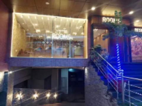 Signature Inn Các khách sạn gần Khu công nghiệp RMZ Infinity