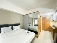 Minimalist Studio Room LRT City Jatibening Apartment - 2-Star
