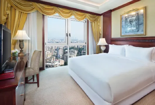 Habtoor Metropolitan Palace Hotel