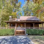 Laceys Place by Beyond Expectations W Hot Tub Hotel in zona RainForest Adventures Zoo