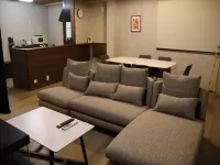 ritomaru rooms hakata hakozaki Hôtels à proximité de la JR Fukkodaimae Station