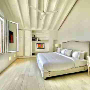 By Calamari Homes - El Porvenir Rooms