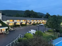 The Black Mountain Inn - Mountain view