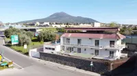 b&b holiday Hotel in zona Rovigliano