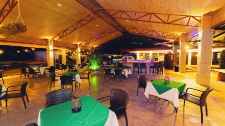 Hotel Costa Pacifica