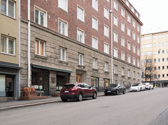 Renovated Top Floor Studio in Kallio