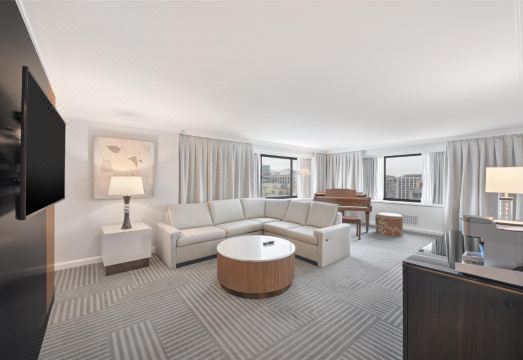 캐피탈 힐튼 로비