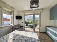 Tra le Onde Hotels in Ceriale