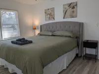 Tranquil Retreat Hotels near St. Lawrence Catholic Church
