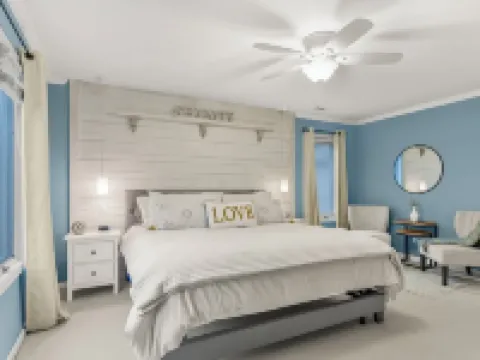 Serenity in Massanutten with Hot Tub and Firepit Hotels in McGaheysville