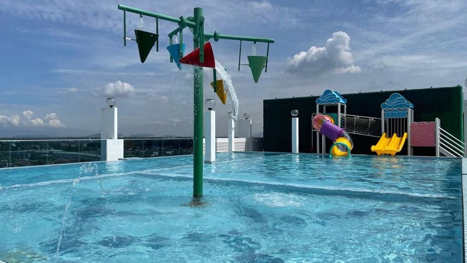 Sri Indar Hotel & Suites