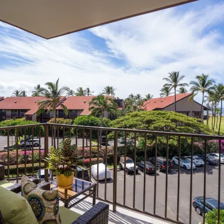 Sunny and Soothing Oceanfront Vistas