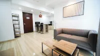 Exclusive and Spacey 3Br at Grand Sungkono Lagoon Apartment Hotels in Dukuhpakis
