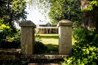 Harlem Stonegate B&B فنادق في Rideau Lakes
