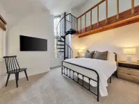 3 Bed Bungalow - Spacious Organic Modern Home