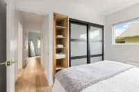 Modern 2 Bedroom Apt.