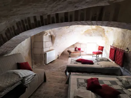 Le Refuge des Elfes, a charming troglodyte near Beauval and the Châteaux