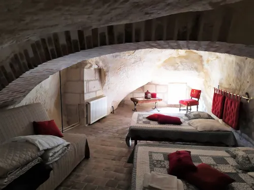 Le Refuge des Elfes, a charming troglodyte near Beauval and the Châteaux 몽히샤흐 발 드 쉐흐 호텔