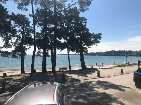 6-person seaview apartment with garden and private heated pool