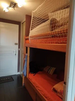 Studio about 200 m from the beach Hotels in Fleury