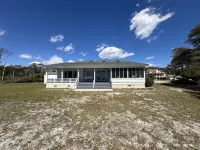 Oak Winds Cottage