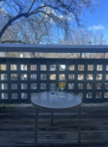 Cozy newly renovated condo, in Norwich, CT. 3 mins from Mohegan Sun Casino.