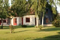 House with garden with access to the disabled
