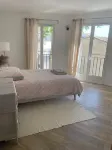 Bright & Cosy 2-Bed Apartment