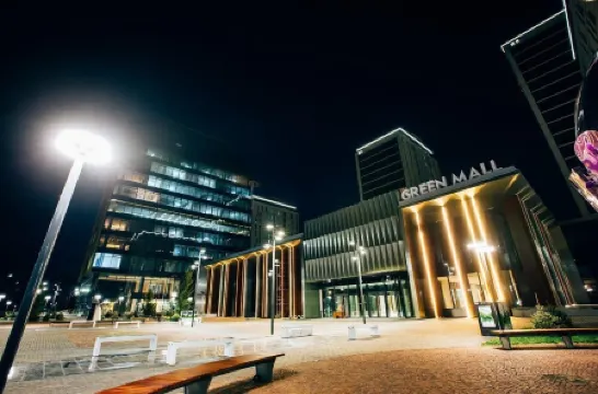 One Bedroom Apartments, 10 min walk from the city