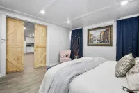 Stylish DU Apt. - Business Traveler - Sleeps 4