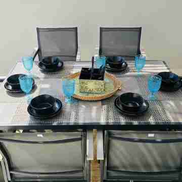 Family size spacious paradise by the sea with a private rooftop pool! Dining/Meeting Rooms