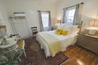 Quant Cottage Hotels near Agape Church