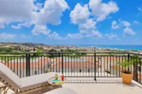 WellClub Resort - Wellness & SeaView Suites - Ocean View